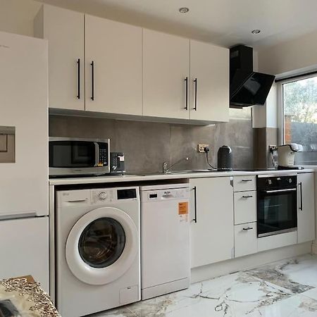 Apartment C, A One Bedroom Flat In South London Carshalton Luaran gambar