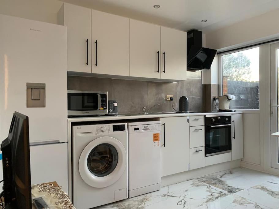 Apartment C, A One Bedroom Flat In South London Carshalton Luaran gambar
