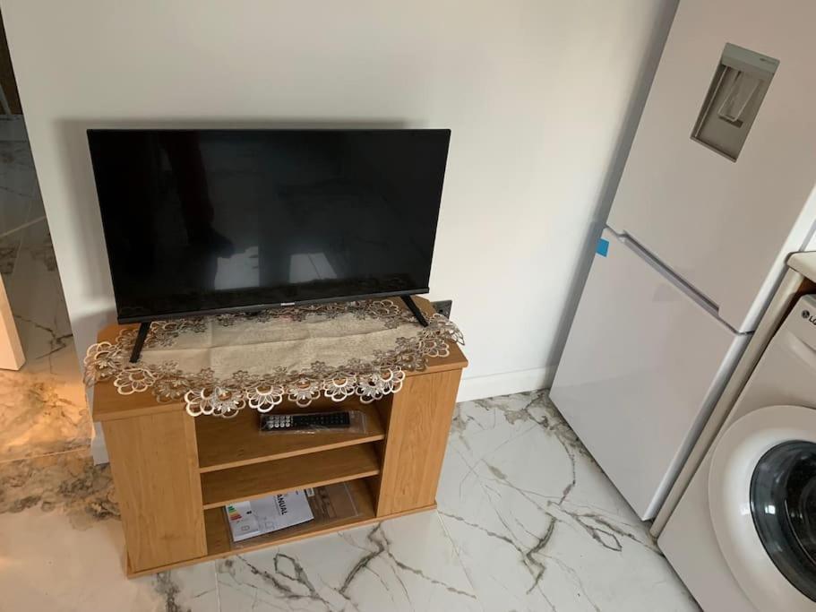 Apartment C, A One Bedroom Flat In South London Carshalton Luaran gambar